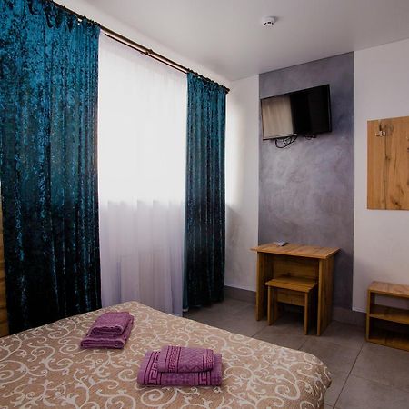 Ok Hotel Rivne Exterior photo